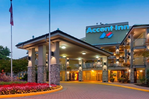 Accent Inn Victoria entrance